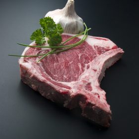 Pièce de viande rouge